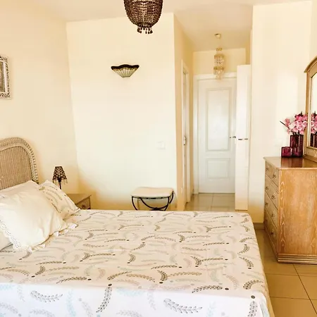 Lägenhet El Duque Ocean View *